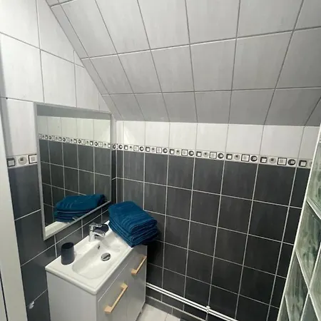 بيت للعطل L'escale Proche Chateau De Chantilly *