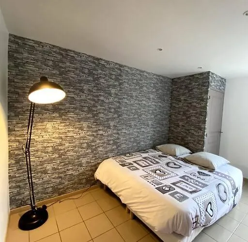 L'escale Proche Chateau De Chantilly Precy-sur-Oise