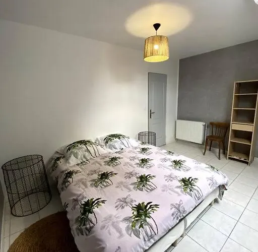 L'escale Proche Chateau De Chantilly Precy-sur-Oise